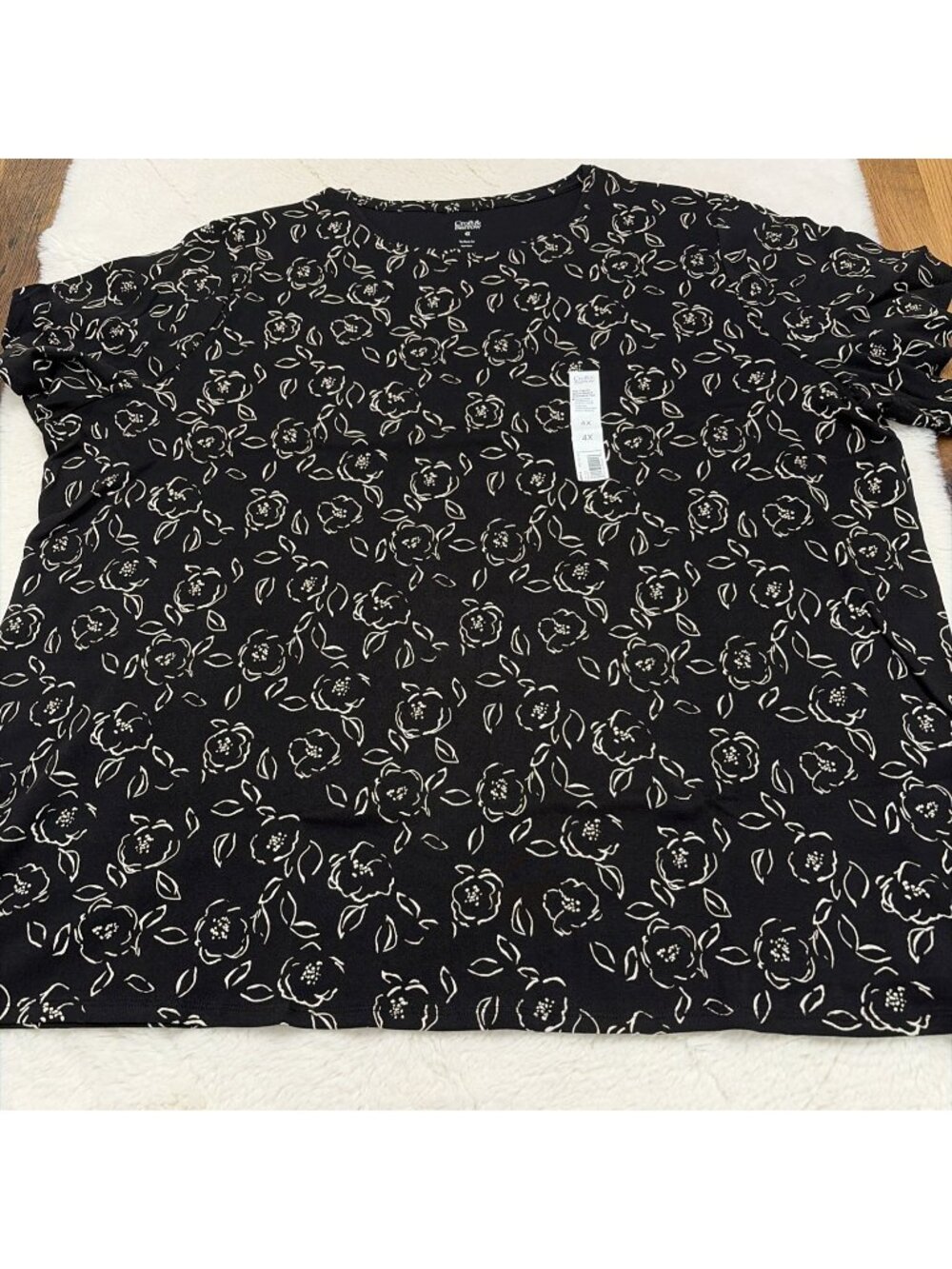 Croft And Barrow Womens NWT Classic Tee 4X Black Floral